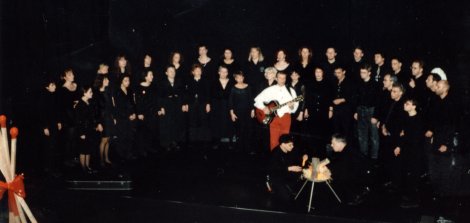 Der Chor in Flammen (1994), Szenenfoto